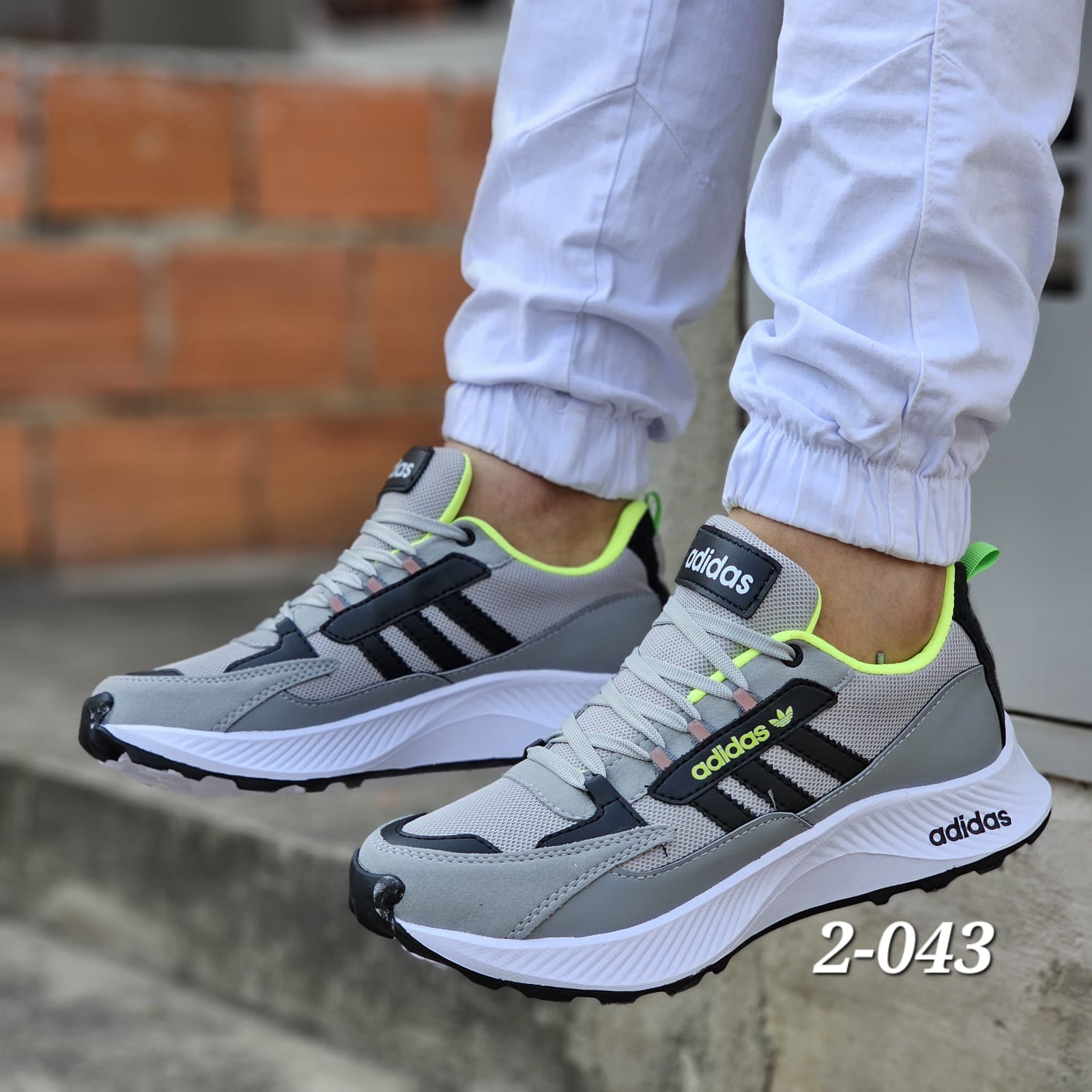 Gray helmet for bikers